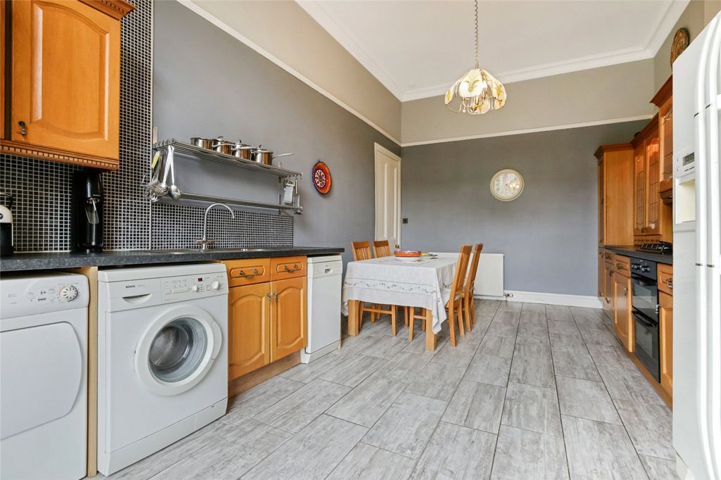 Additional image 8 of 4 bed flat for saleDowanside Road, Dowanhill, Glasgow G12