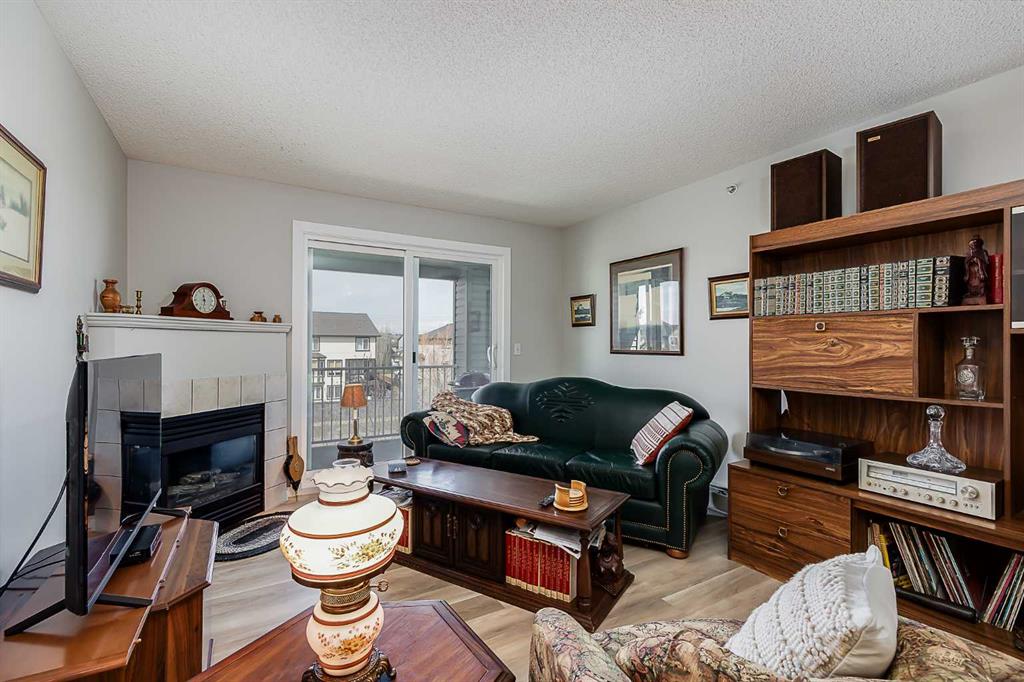 Additional image 4 of 5403-604 8 Street SW, Airdrie, AB, T4B 2W4