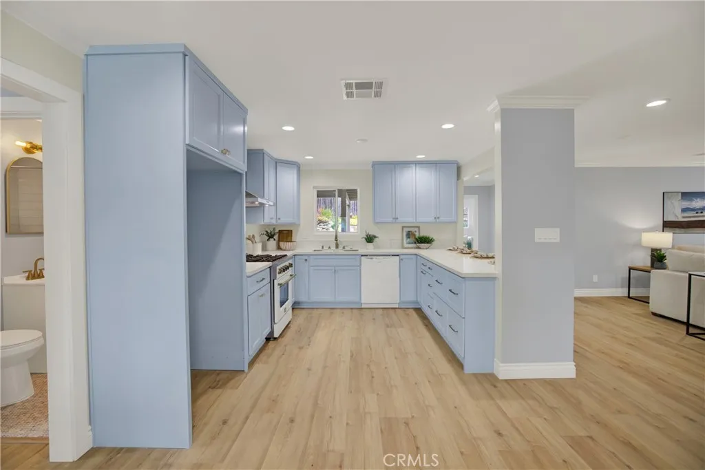 Additional image 5 of 2638 Lancelot Dr, Oceanside, CA 92054