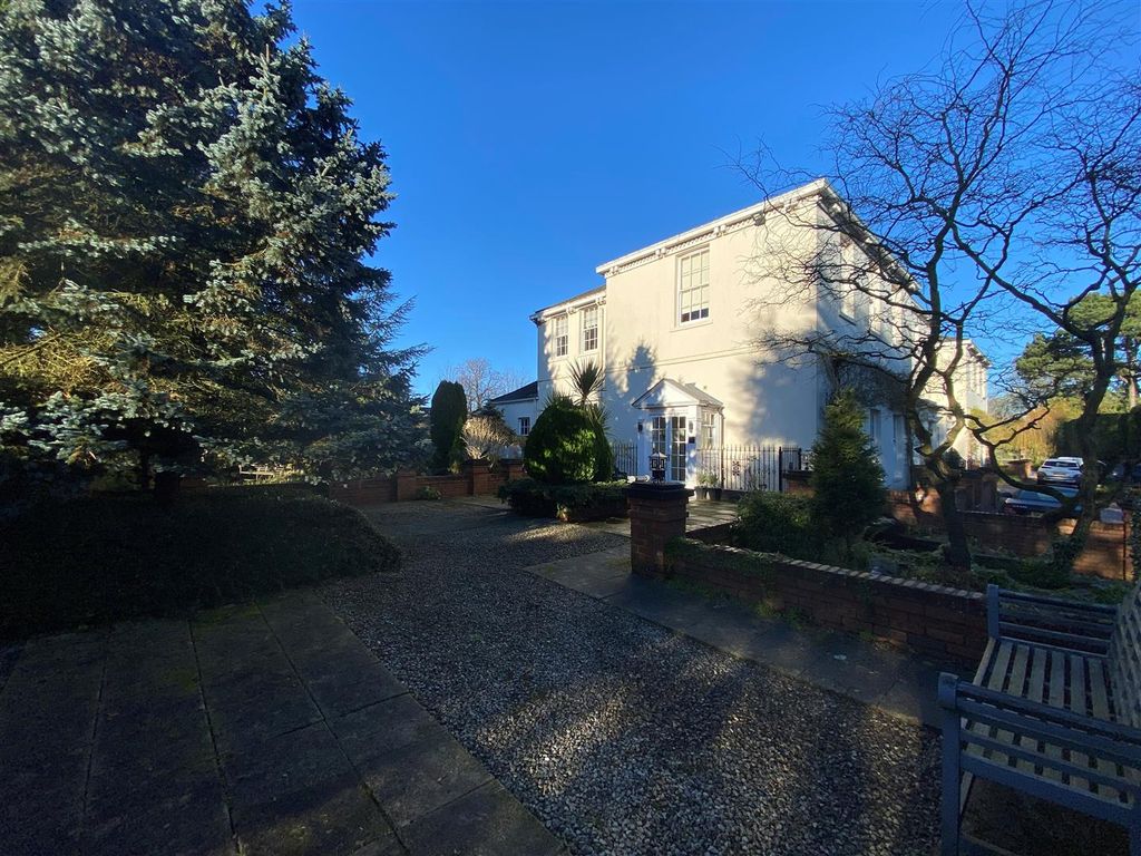 Additional image 14 of 2 bed flat for saleHall Park, Swanland, North Ferriby HU14