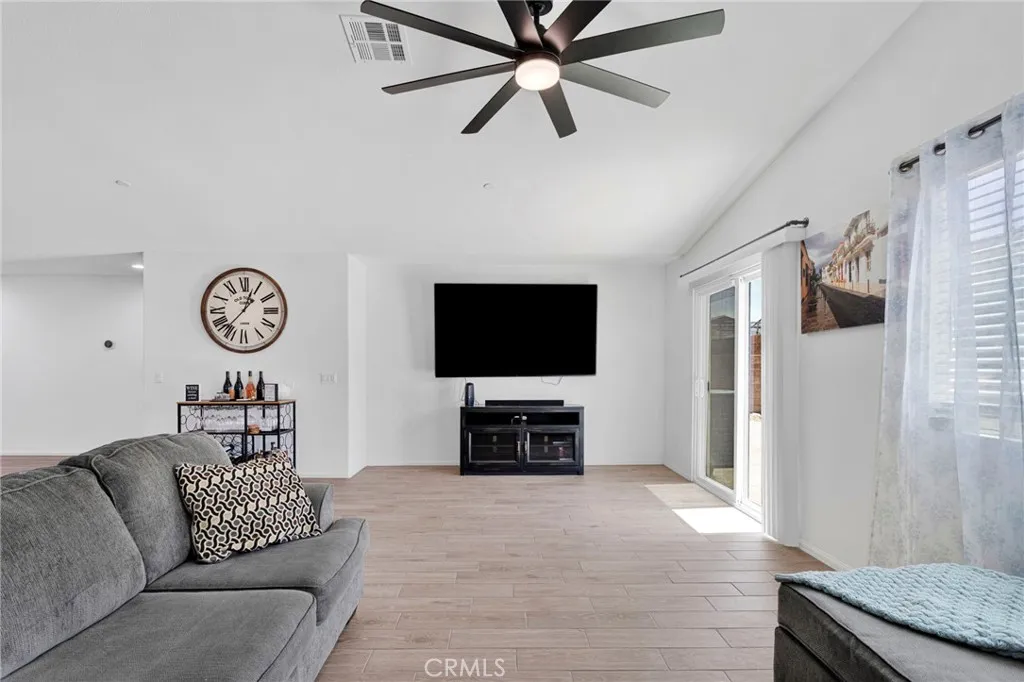 Additional image 31 of 13039 Eastwind Way, Victorville, CA 92392