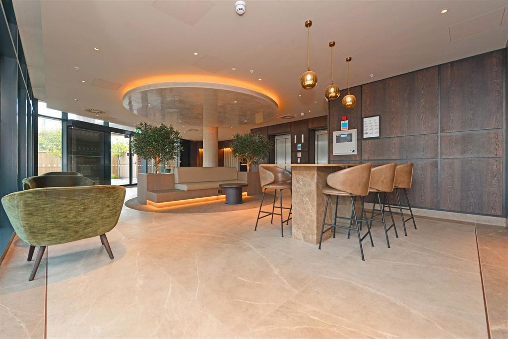 Additional image 2 of 1 bed flat for saleSpringwell Gardens, Leeds LS12