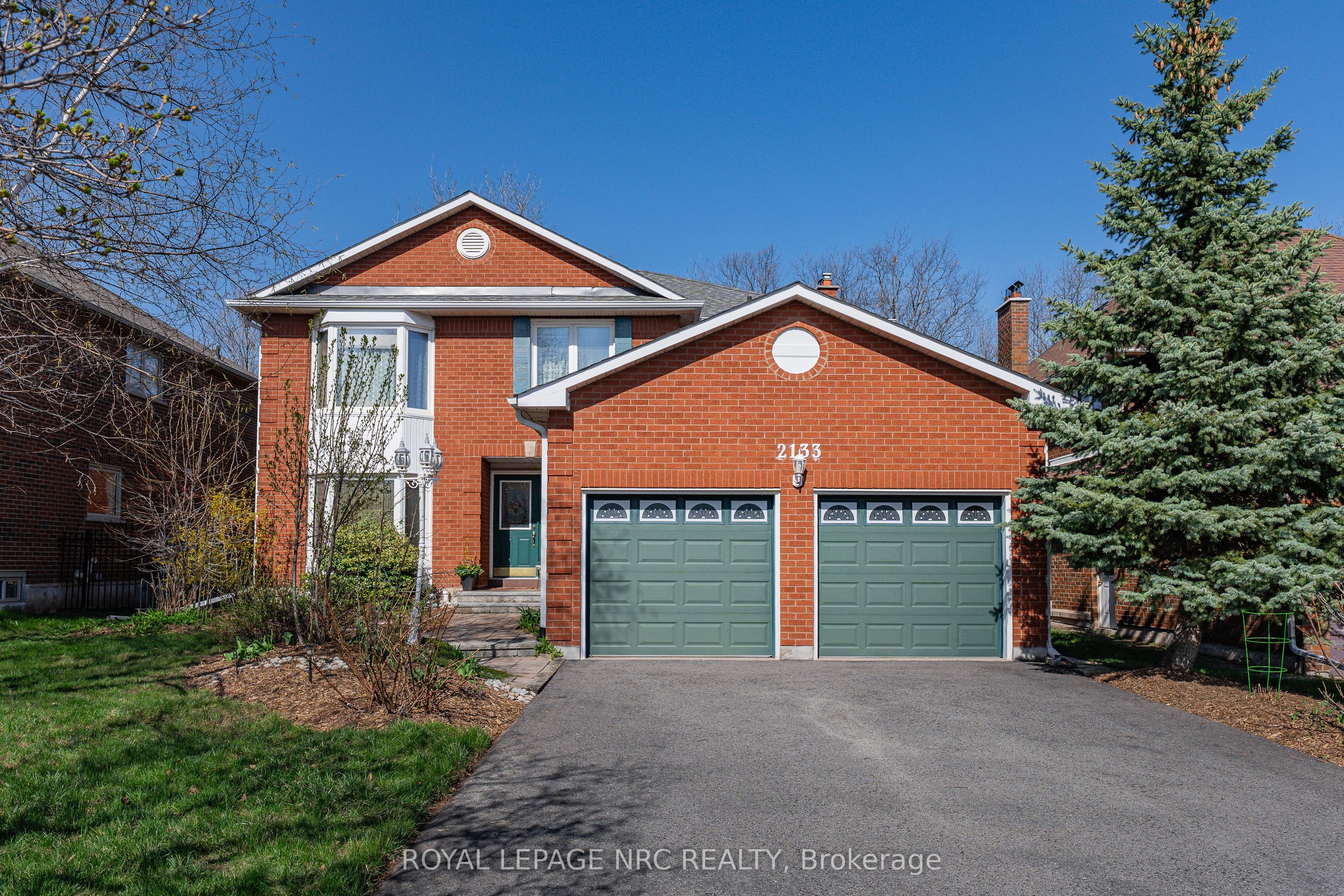 2133 Grand Boulevard, Oakville, ON, L6H 5M3