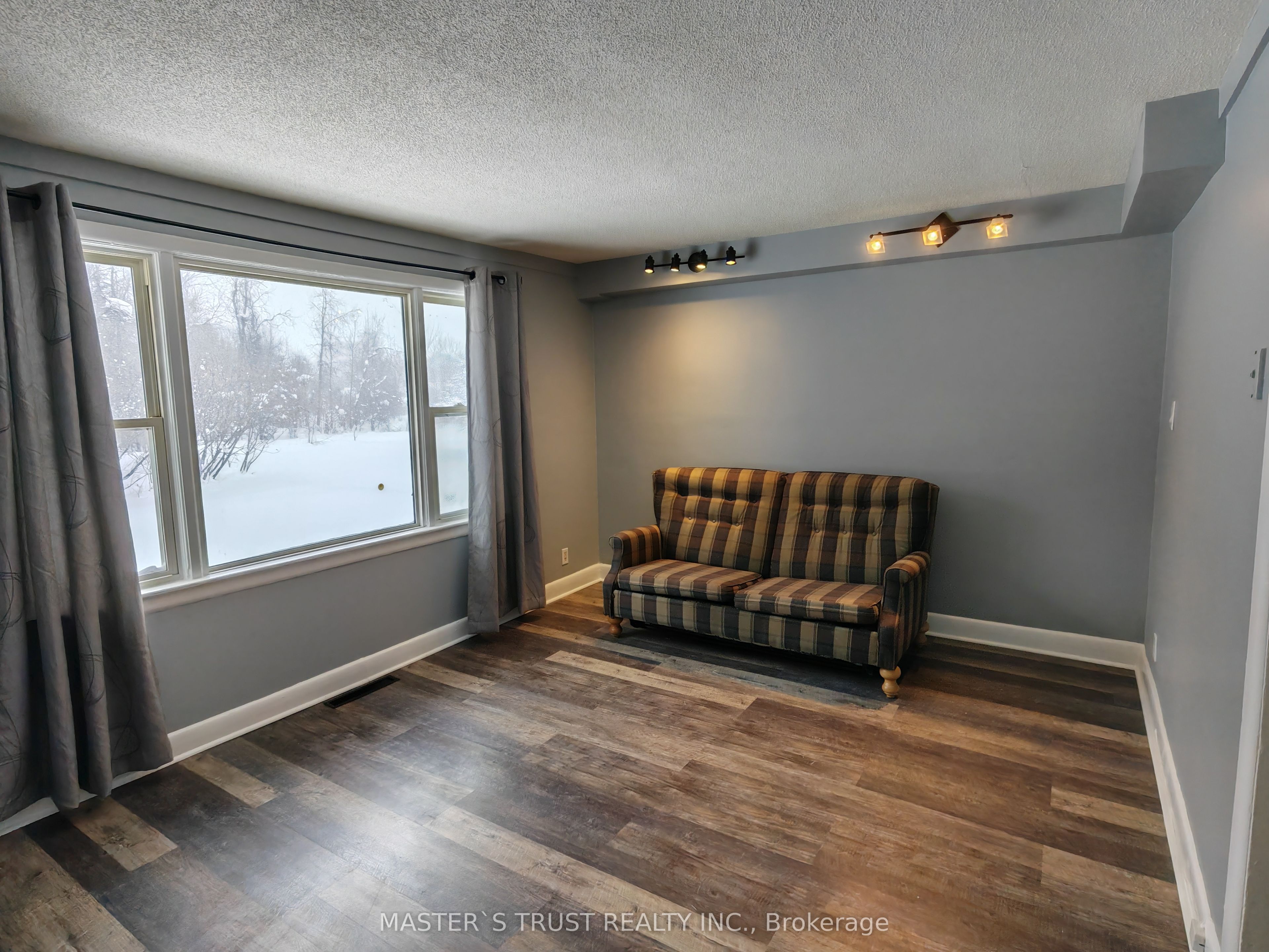 1-356 Barrie Road, Orillia, ON, L3V 2R9