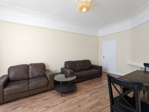 Robin Hood Lane, Hall Green, Birmingham B28