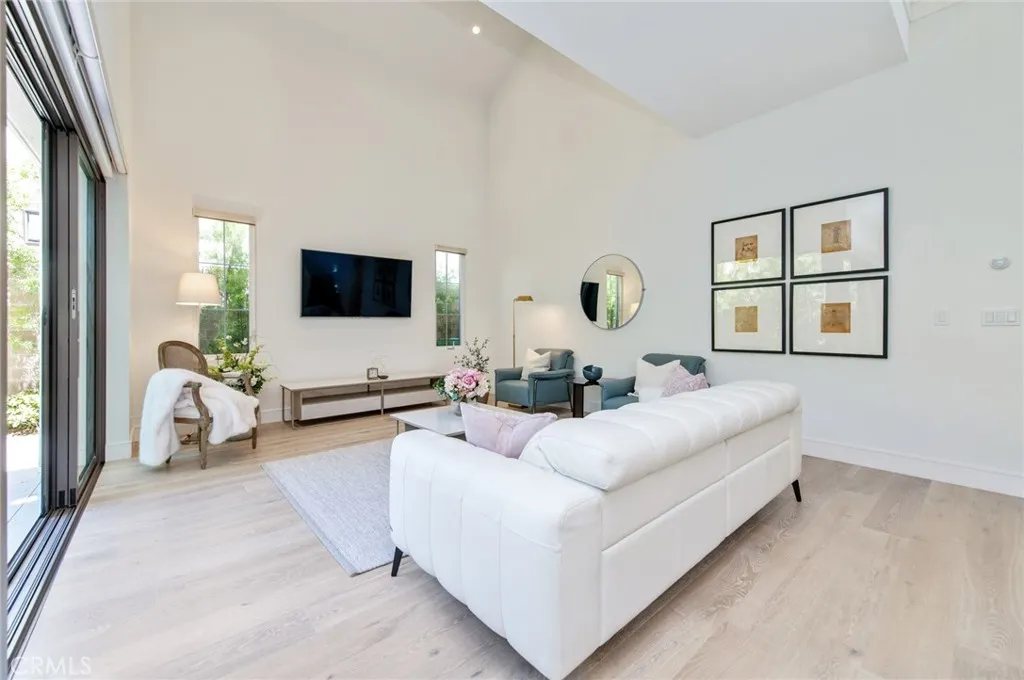 Additional image 57 of 154 Winnett, Irvine, CA 92602