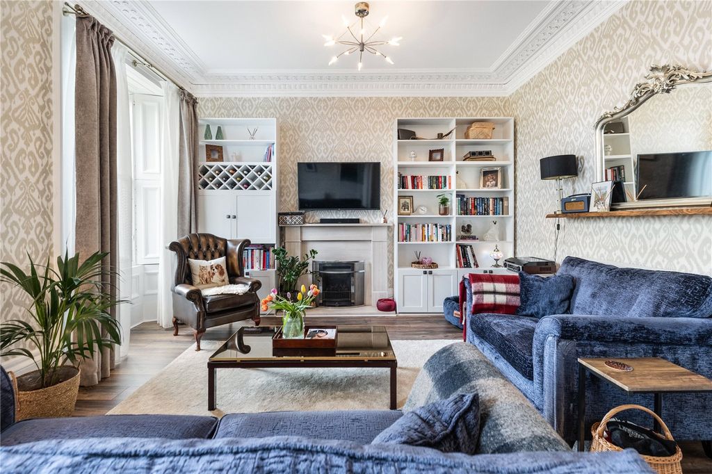 Additional image 4 of 2 bed flat for sale4B, Irvine Place, Stirling, Stirlingshire FK8