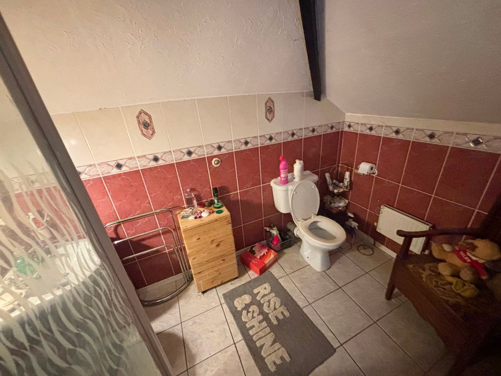 Additional image 33 of 3 bed bungalow for saleTwmpath Road, Pontypool NP4