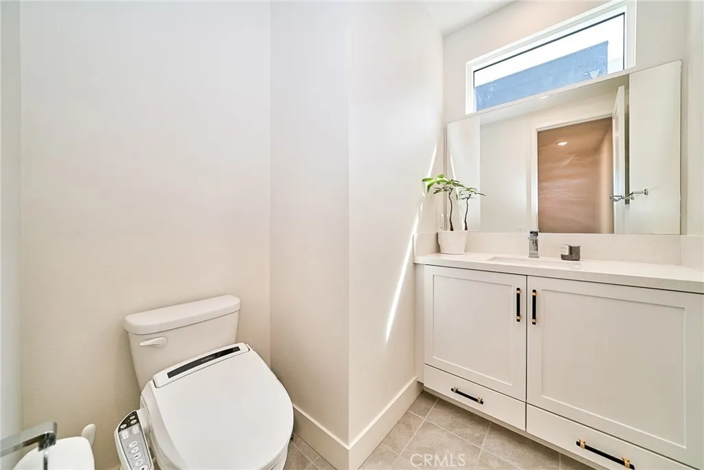 Additional image 76 of 16330 Moonstone Cir, Tustin, CA 92782