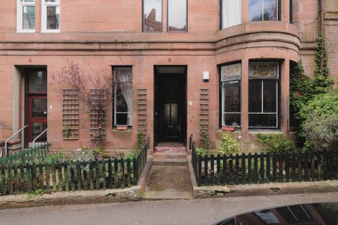 Caird Drive, Partickhill G11