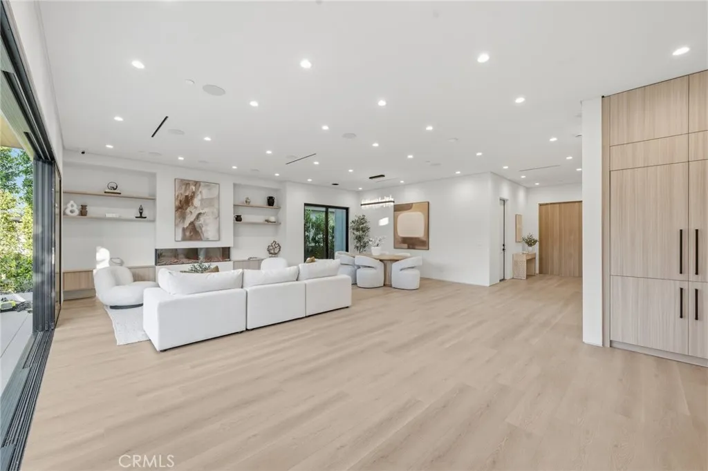 Additional image 53 of 19141 Erwin St, Tarzana, CA 91335