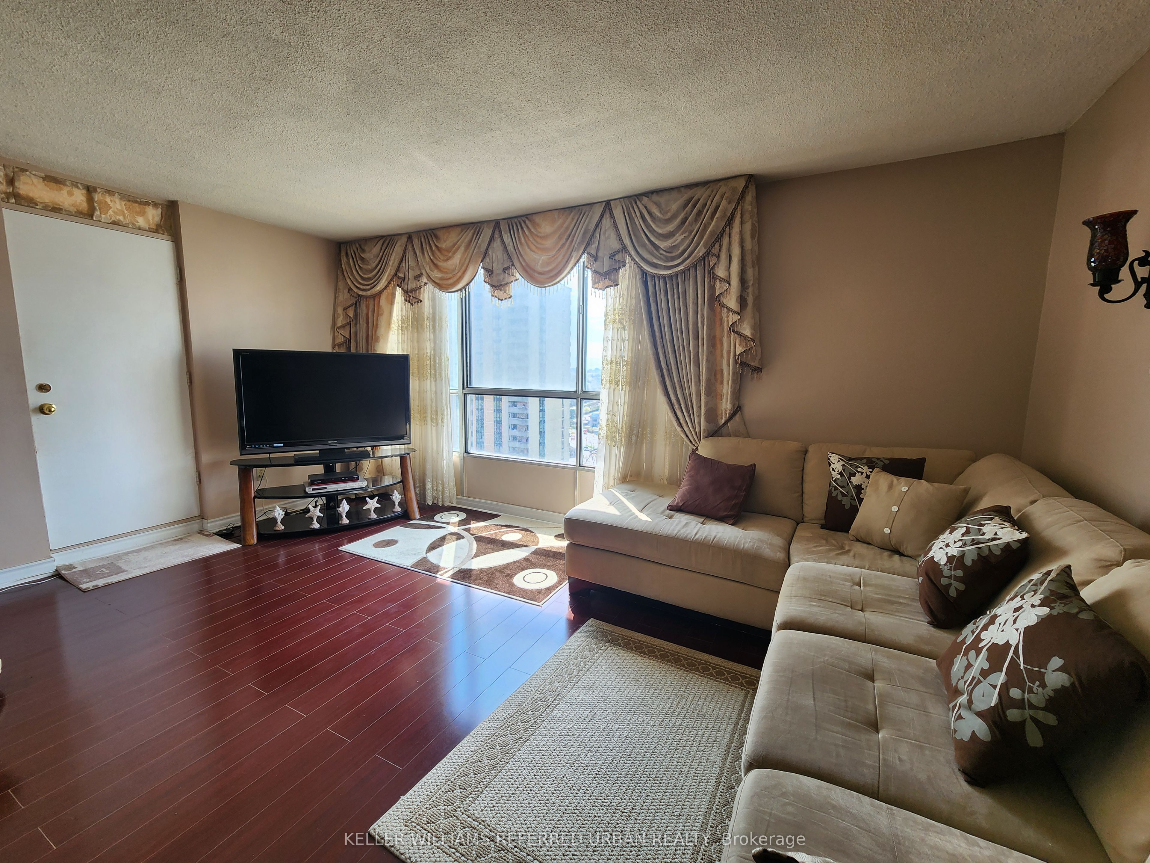 Additional image 3 of 1609-10 Martha Eaton Way, Toronto, ON, M6M 5B3