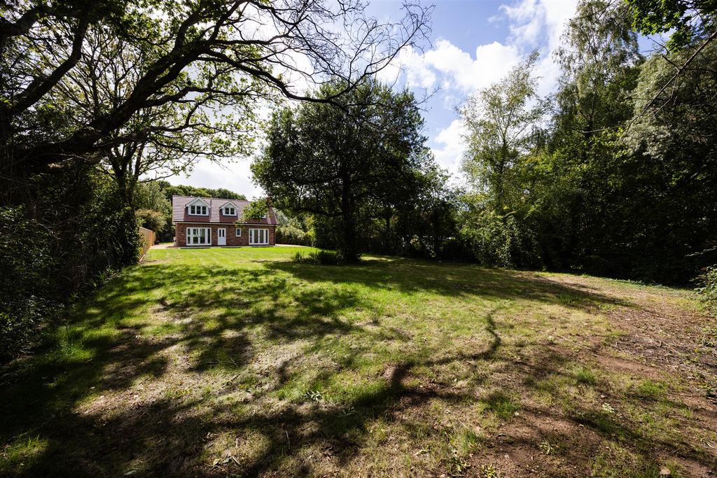 Additional image 15 of 2 bed detached house for saleCranmore, Isle Of Wight PO41