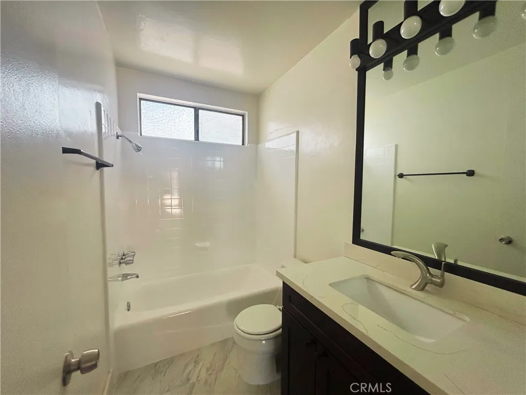 Additional image 59 of 1522 S Centinela Ave Unit 204, Los Angeles, CA 90025