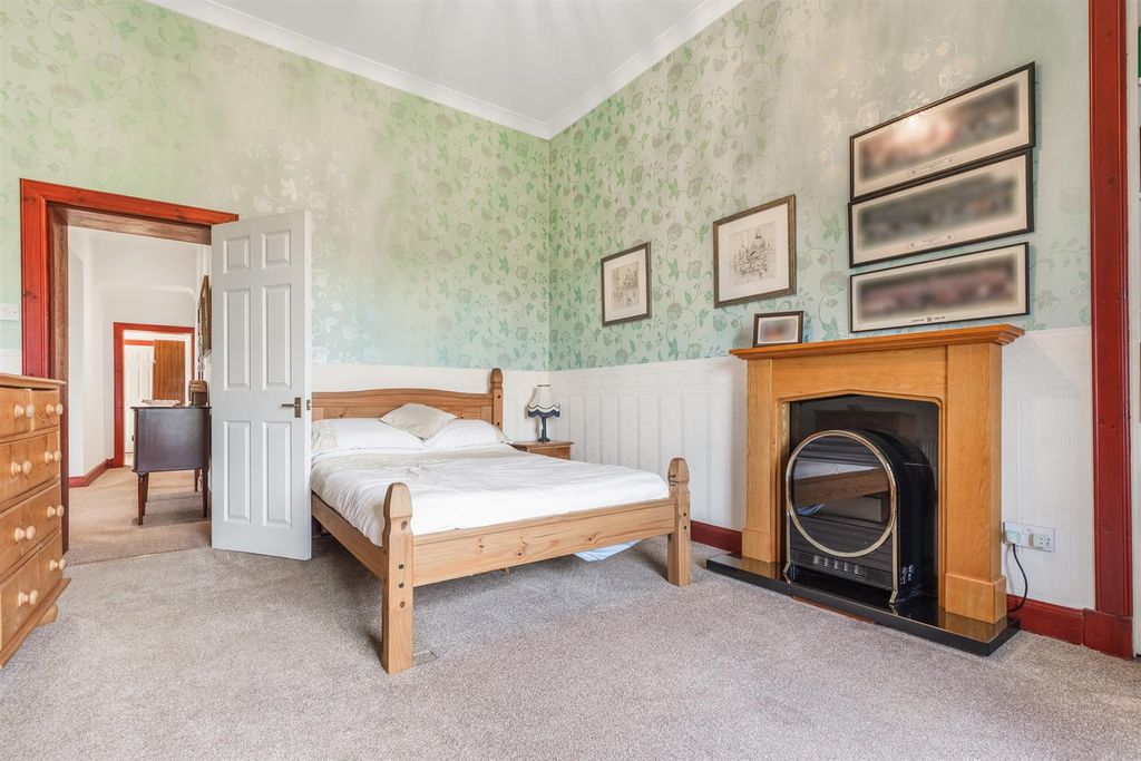 Additional image 11 of 2 bed flat for saleUnion Street, Greenock PA16