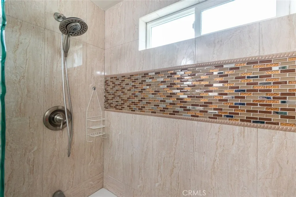 Additional image 75 of 870 N Alexandria Avenue, Los Angeles, CA 90029