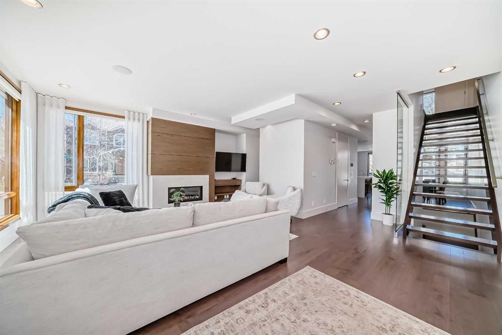 Additional image 5 of 2142 28 Avenue SW, Calgary, AB, T2t 1K5