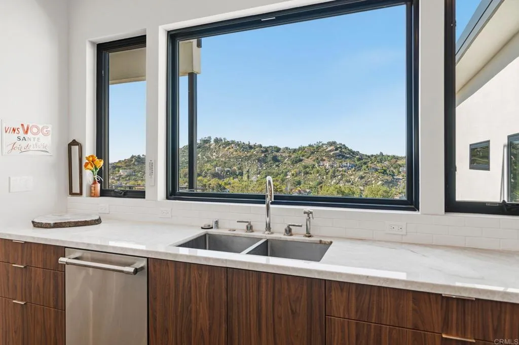 Additional image 20 of 10042 Tall Oak Dr, Escondido, CA 92026