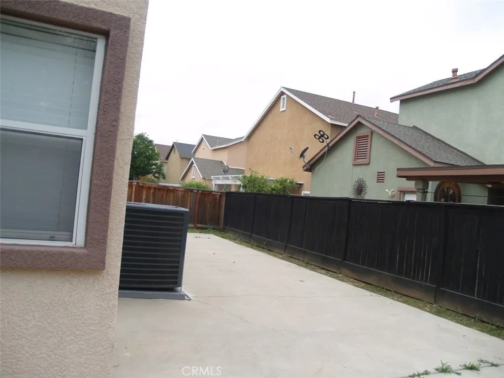 8525 Melosa Way, Riverside, CA 92504 photo 5