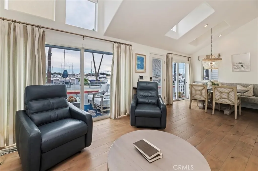 Additional image 65 of 58 Beach Dr, Newport Beach, CA 92663