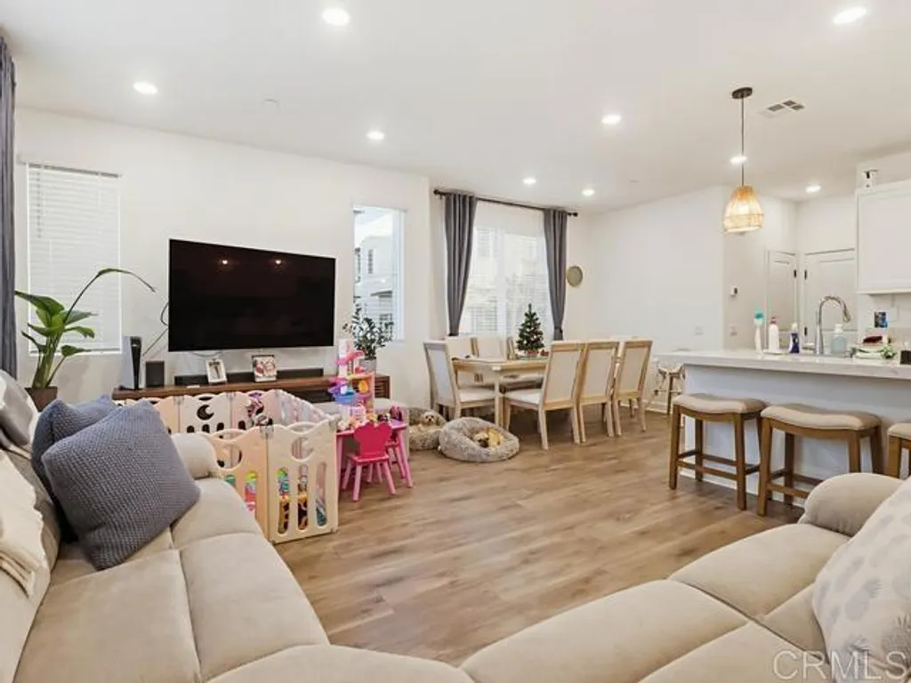 Additional image 3 of 760 Jilian Street Unit 1, Chula Vista, CA 91911