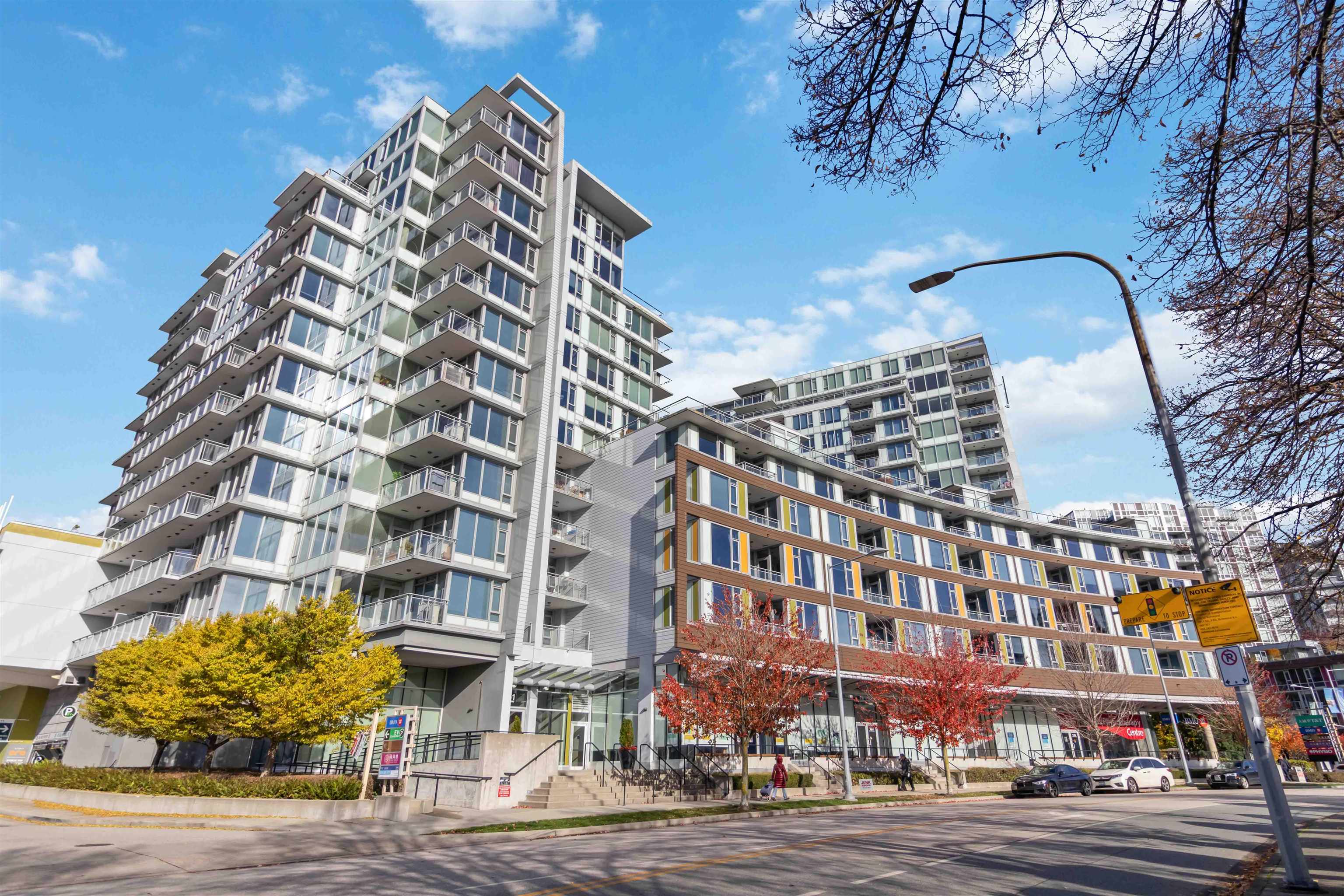 1206-6951 Elmbridge Way, Richmond, BC, V7C 0A4