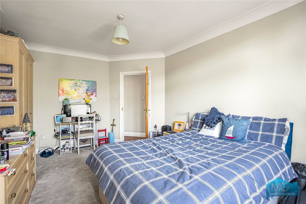 Additional image 14 of 3 bed semi-detached house for saleEast View, Barnet EN5
