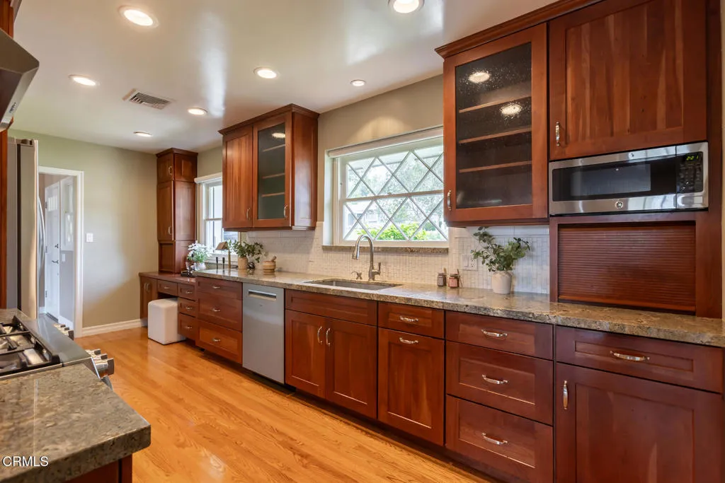Additional image 63 of 904 Wiladonda Drive, La Canada Flintridge, CA 91011