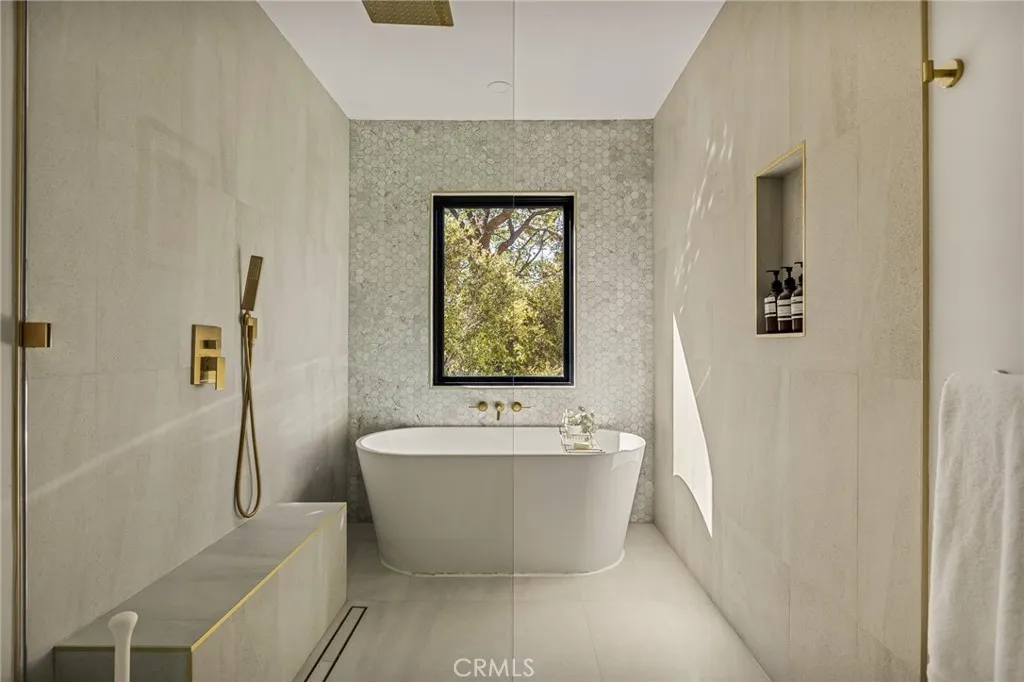 Additional image 63 of 1204 Yellowstone Dr, Lake Arrowhead, CA 92352
