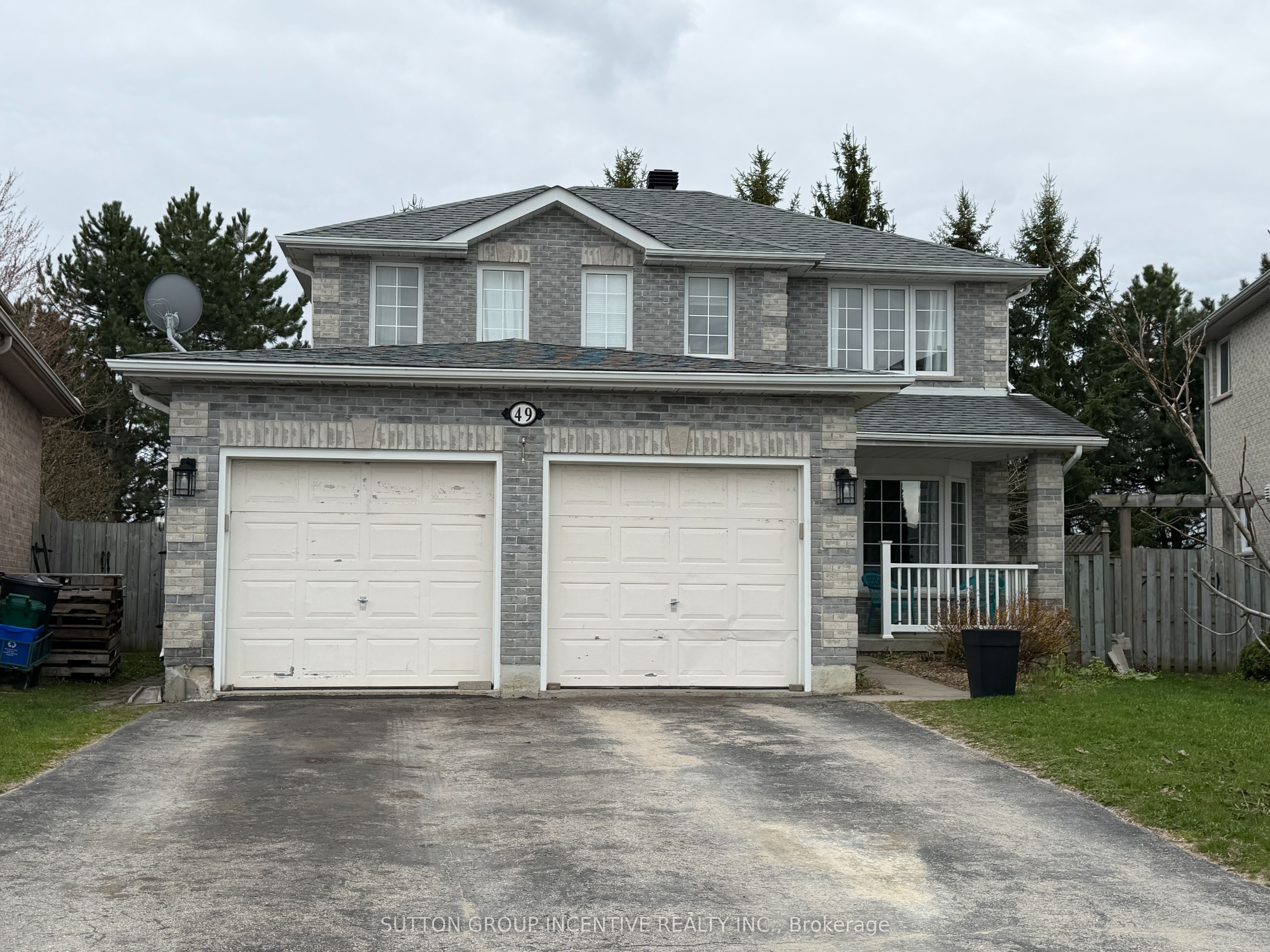 49 Shaina Court, Barrie, ON, L4N 9S7