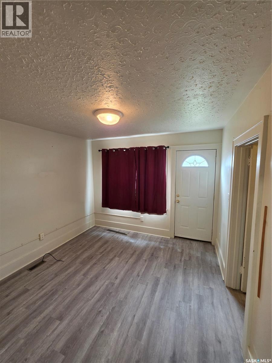 Additional image 5 of 1533 Elphinstone Street, Regina, SK, S4T3M8