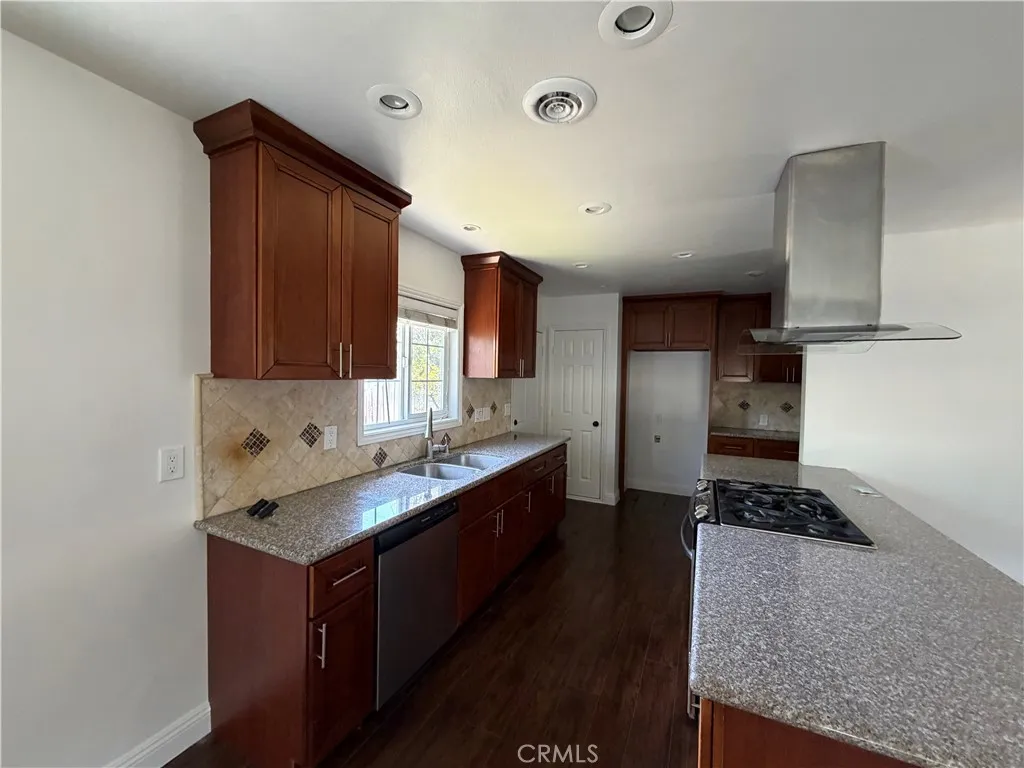 Additional image 15 of 1021 Keene Dr, La Habra, CA 90631
