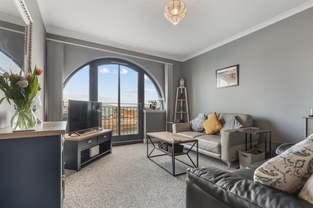 Additional image 5 of 2 bed flat for saleJames Watt Way, Greenock PA15