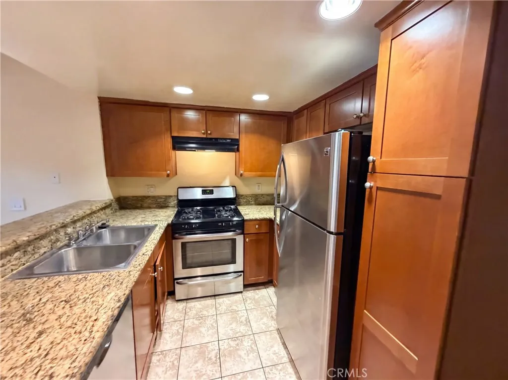 Additional image 2 of 920 S Palmetto Avenue Unit 9, Ontario, CA 91762