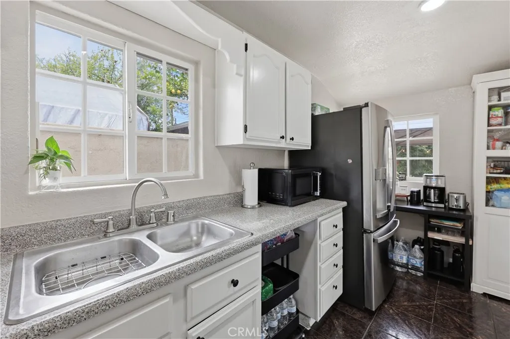 Additional image 41 of 456 N Linden Pl, Anaheim, CA 92801