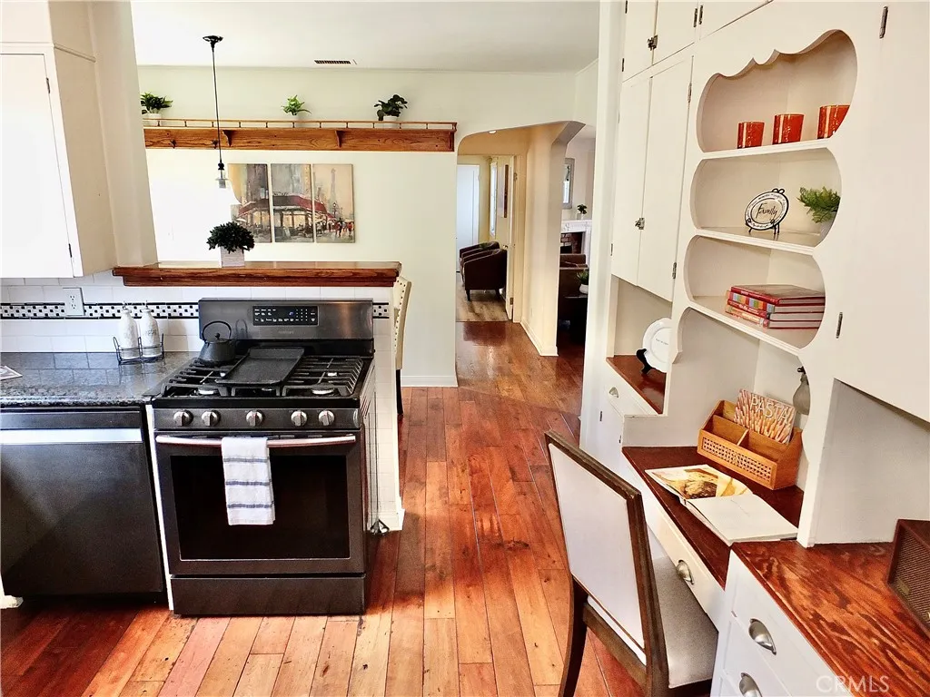Additional image 53 of 3757 Cerritos Avenue, Long Beach, CA 90807