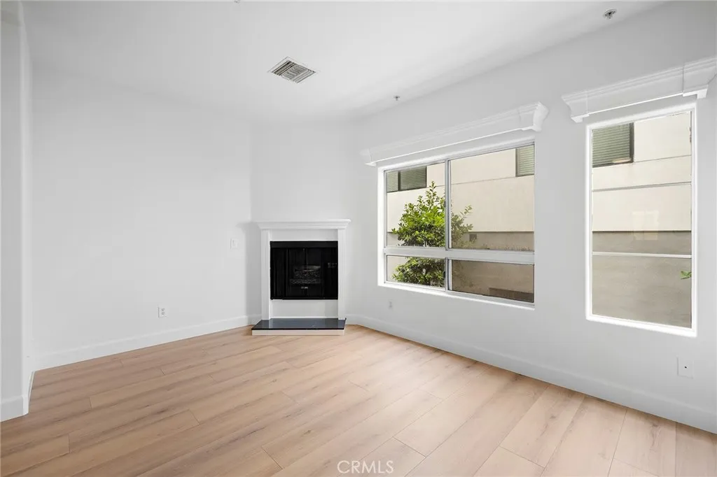 Additional image 47 of 11038 Camarillo Street Unit 13, North Hollywood, CA 91602