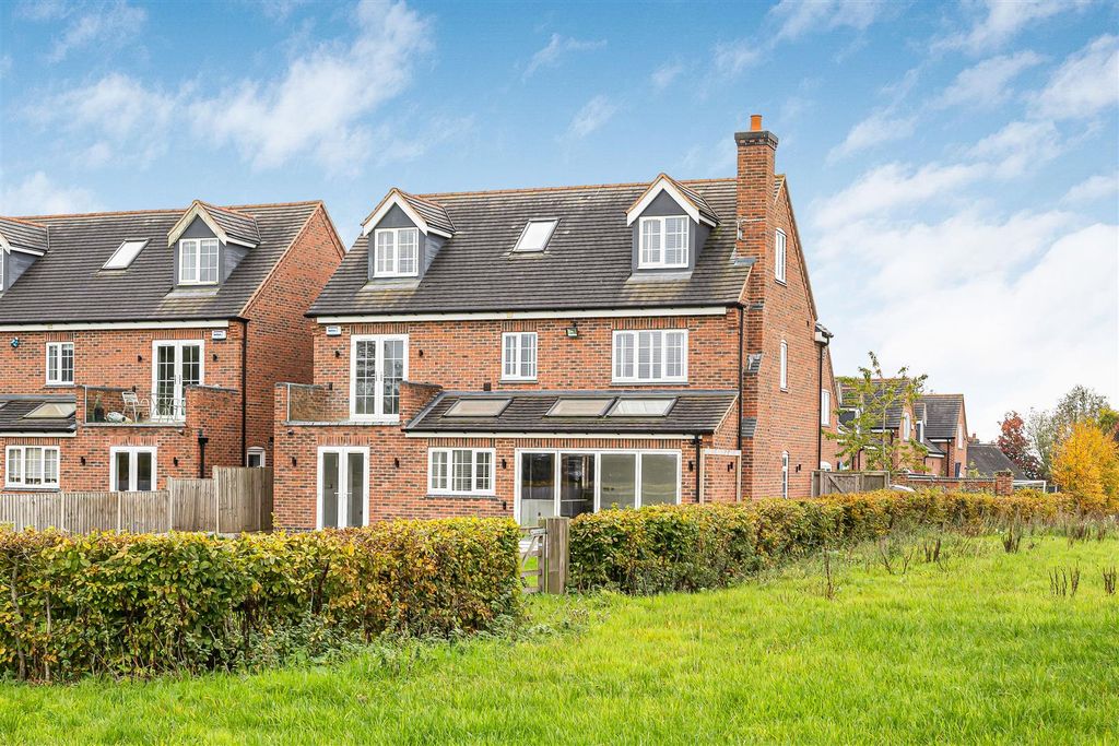 5 bed detached house for saleThe Oaks, Corley CV7