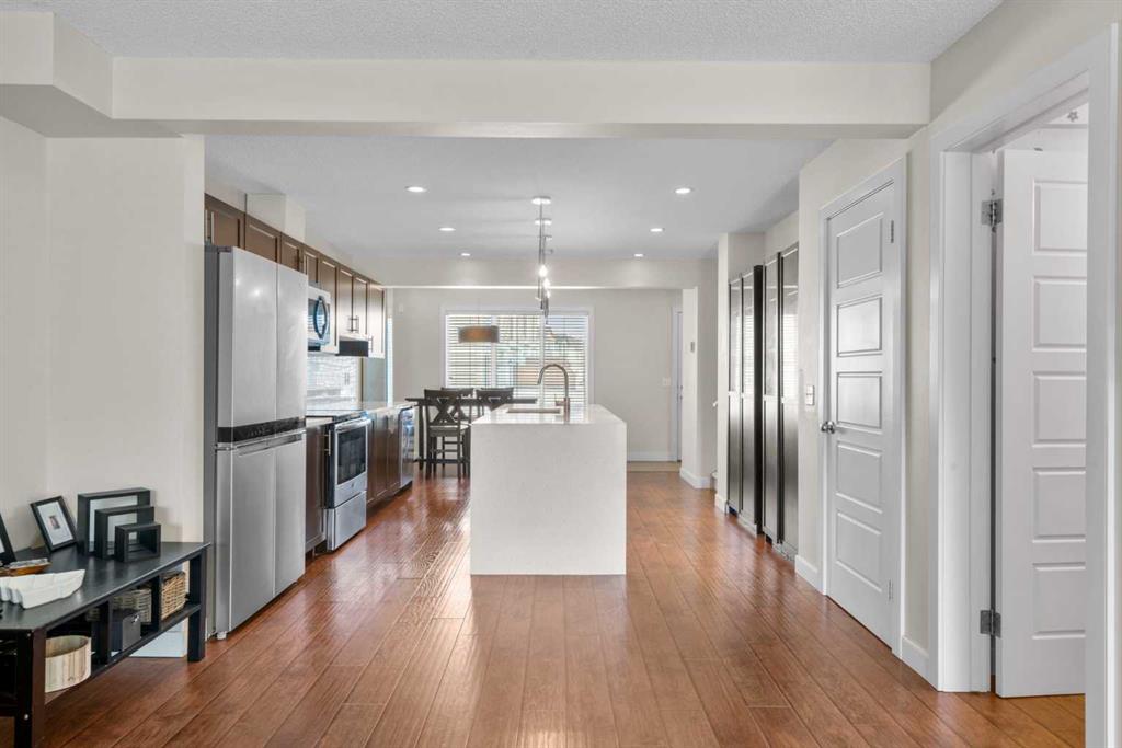 Additional image 6 of 89 Pantego Lane NW, Calgary, AB, T3K 0T1