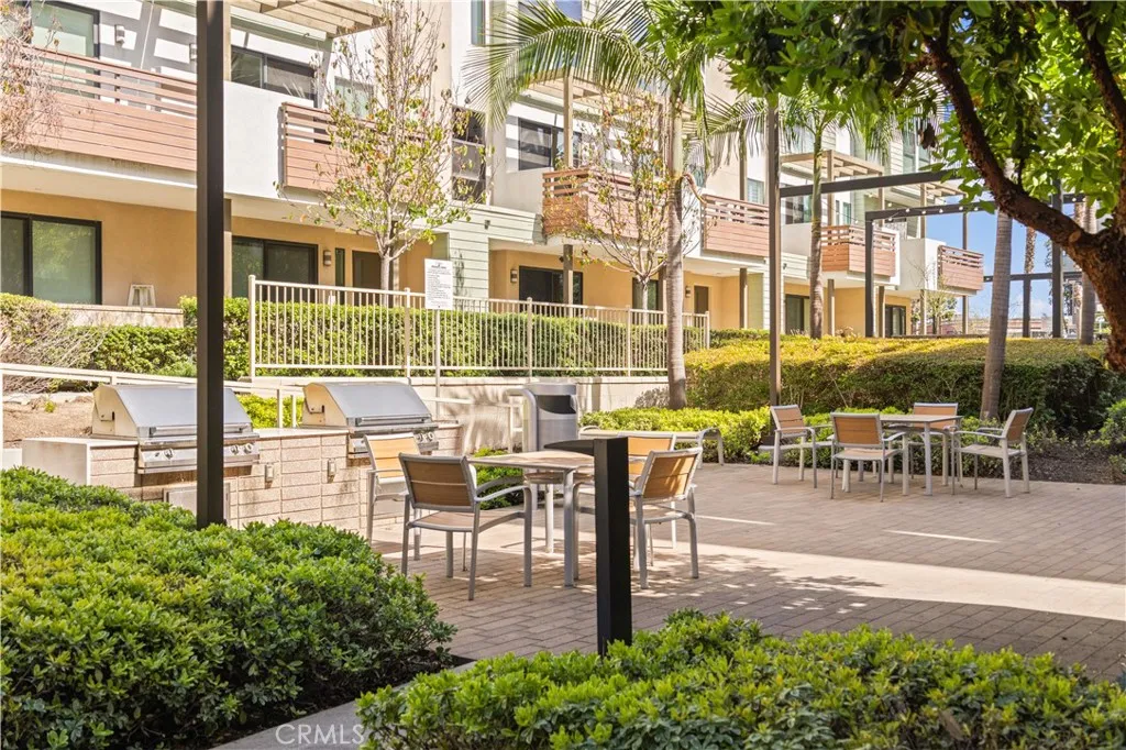 Additional image 54 of 645 W 17th St, Costa Mesa, CA 92627
