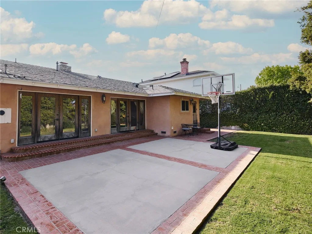 Additional image 10 of 864 Maryland St, El Segundo, CA 90245