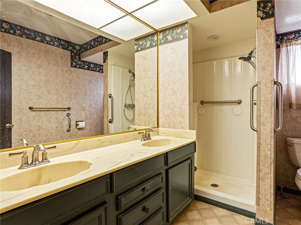 Additional image 81 of 836 N Parish Place, Burbank, CA 91506