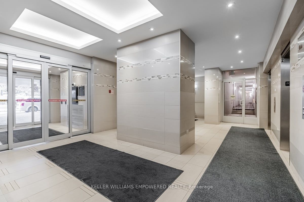 Additional image 3 of 403-240 Scarlett Road, Toronto, ON, M6N 4X4