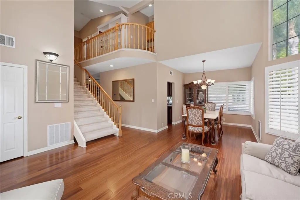 Additional image 9 of 28523 Red Cedar Pl, Saugus, CA 91390