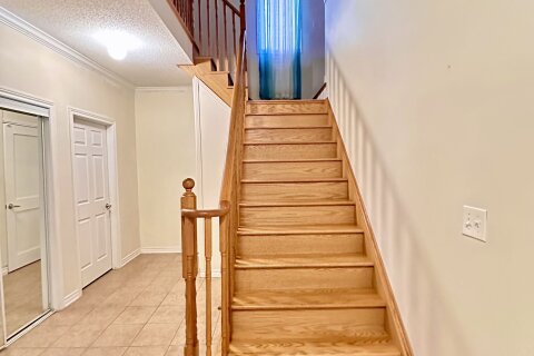 Additional image 8 of Main-56 Baycliffe Drive, Whitby, ON, L1P 0B2