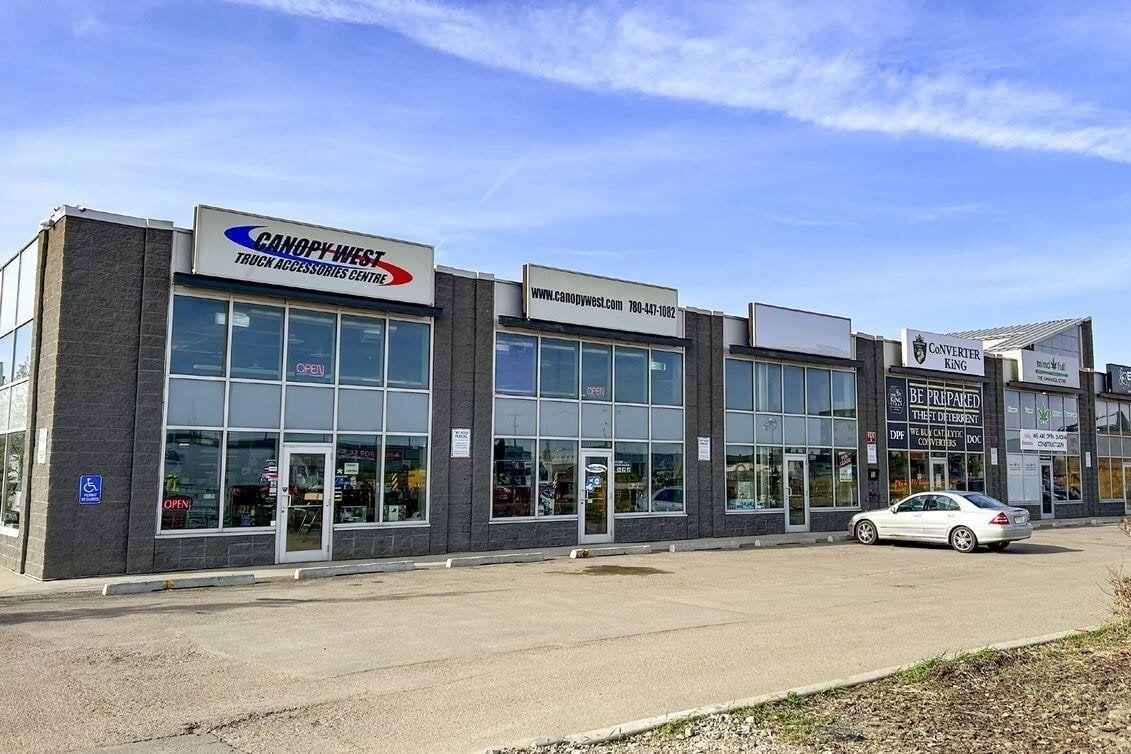 Additional image 2 of 14823,-14819 Yellowhead Trail, Edmonton, AB, T6L3C4