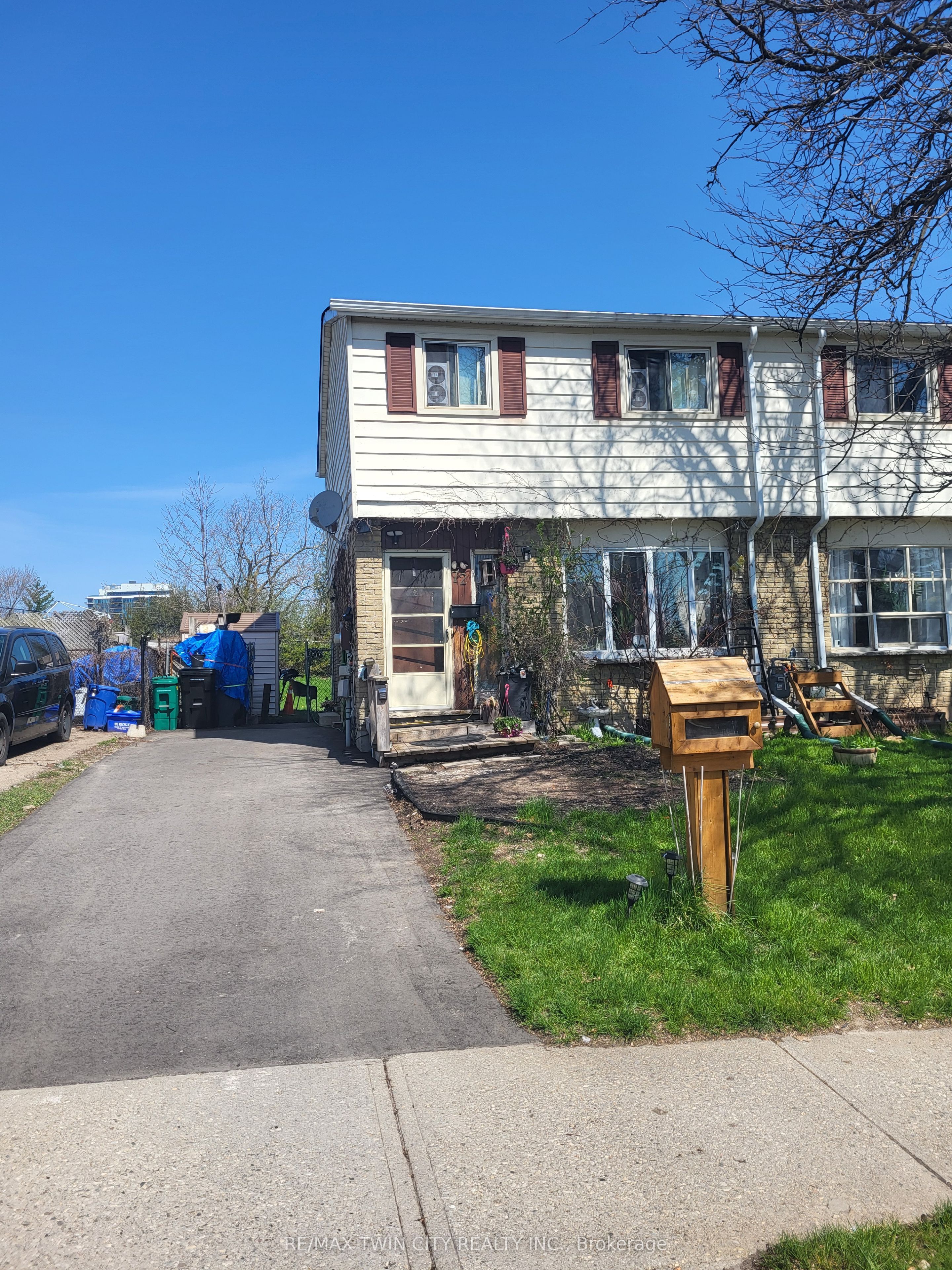 Additional image 2 of 72 Timberlane Crescent S, Kitchener, ON, N2N 1S9