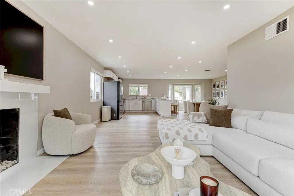 Additional image 58 of 13808 Shablow Avenue, Sylmar, CA 91342