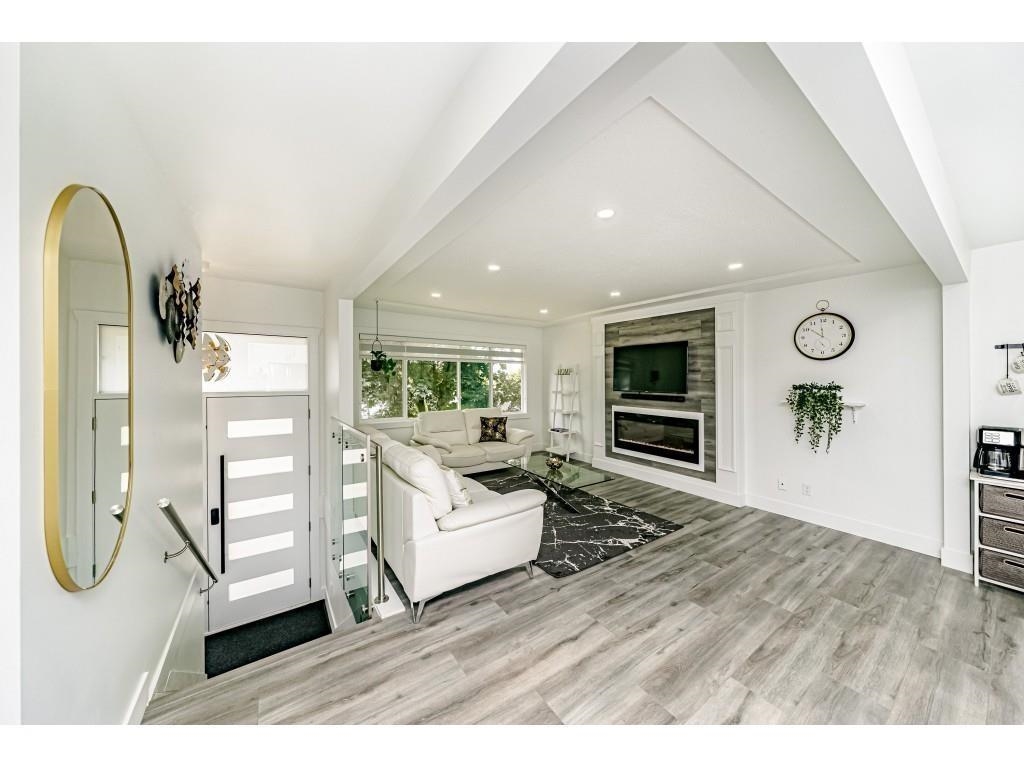Additional image 4 of 14927 Kew Drive Drive, Surrey, BC, V3R 4Y1