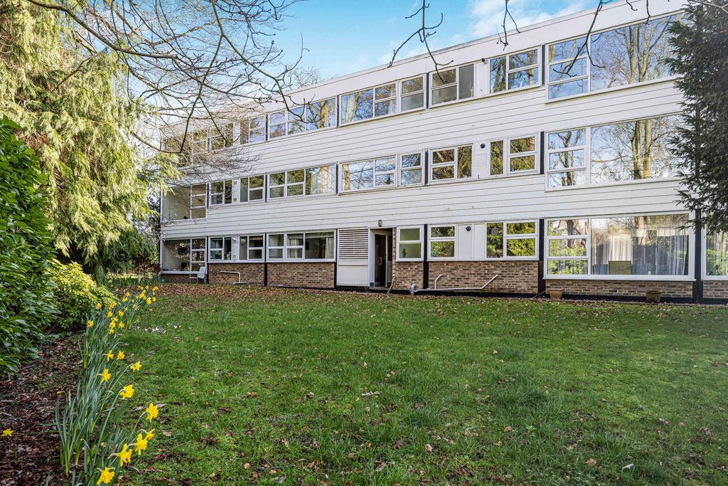 Additional image 22 of 3 bed flat for salePark Place, Cheltenham GL50